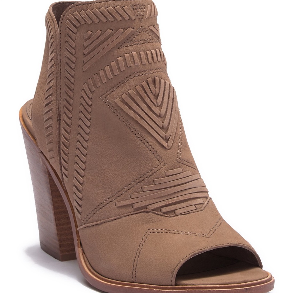 BRAND NEW Vince Camuto Open Toe Booties